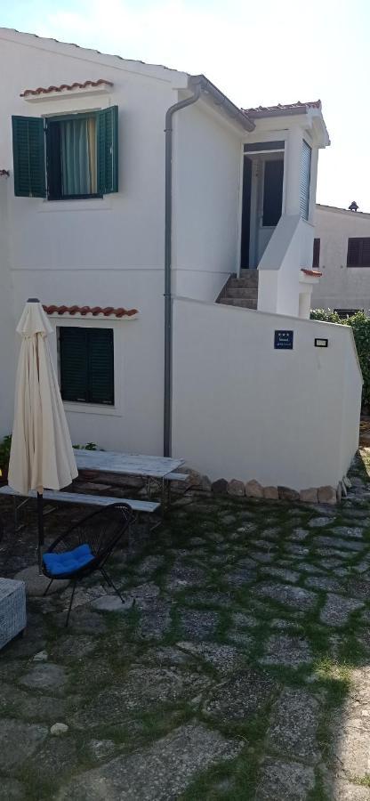 Apartment Silvija Vinišće Exterior foto